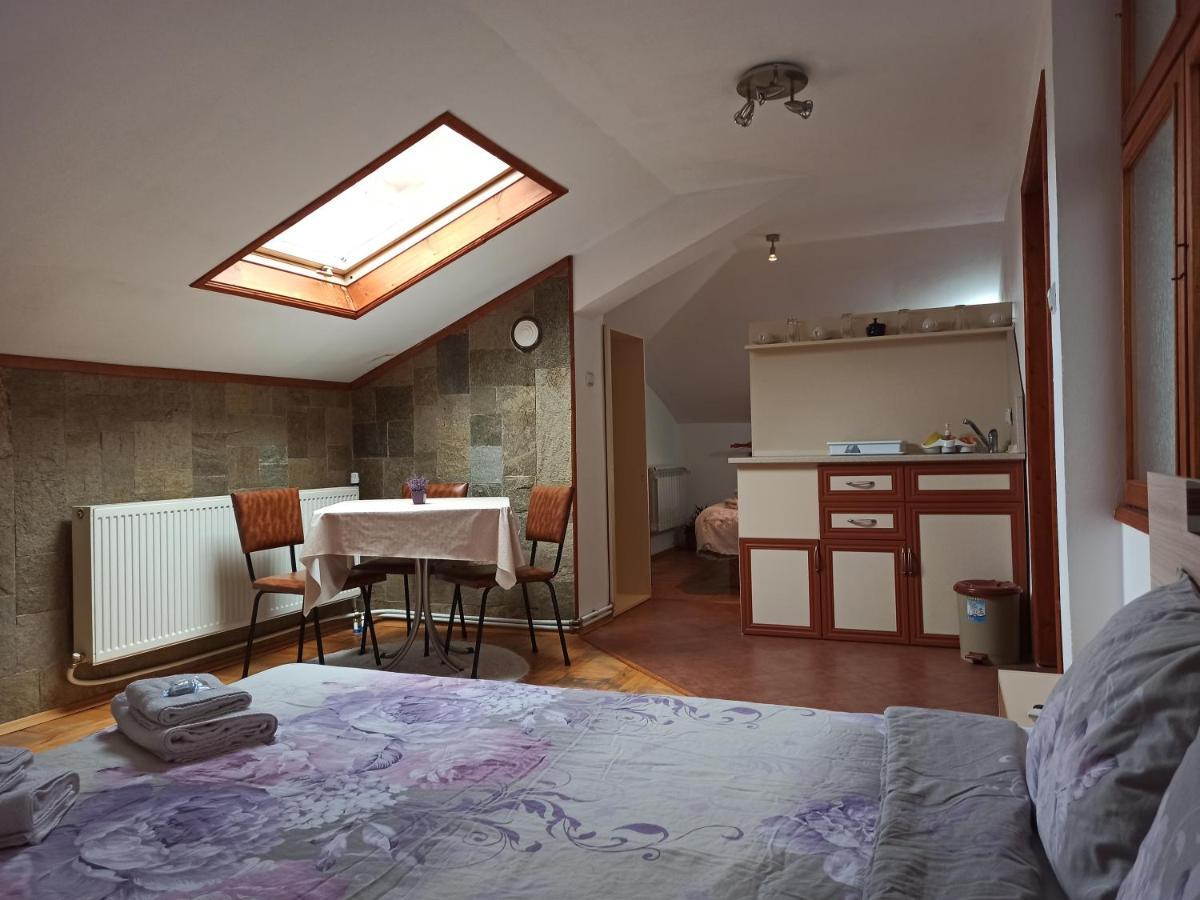 Guest House Ganovi Kalofer Dış mekan fotoğraf