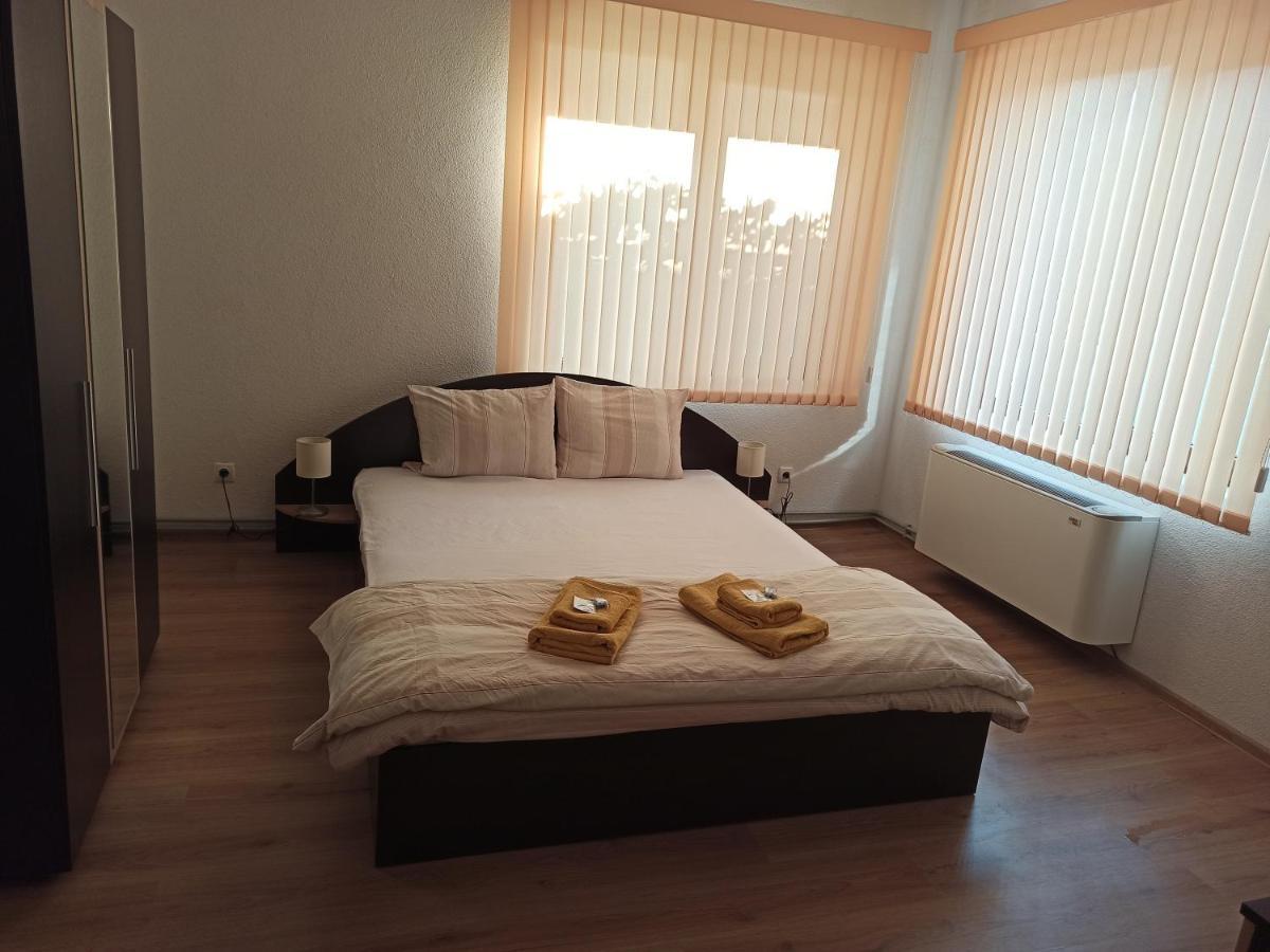 Guest House Ganovi Kalofer Oda fotoğraf